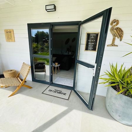 Cabane Le Flamant Avec Jardin, Piscine Et Parking Saintes-Maries-de-La-Mer Exterior foto